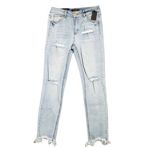 NWT | Black Label Destroyed Ankle Skinny Jeans